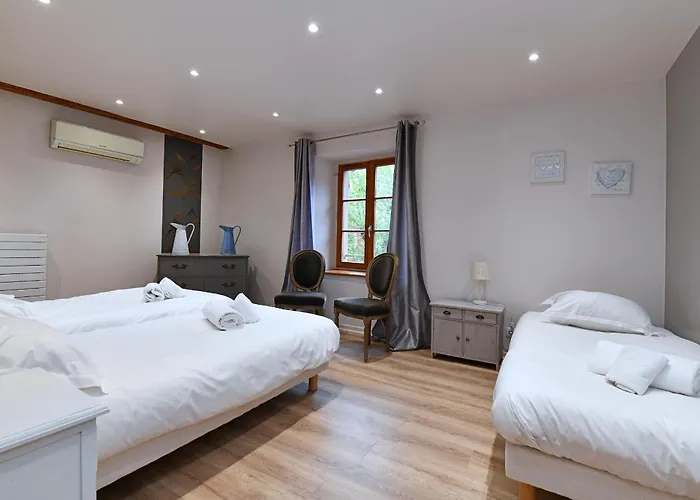 Bredala Avec Parking Et Climatisation *